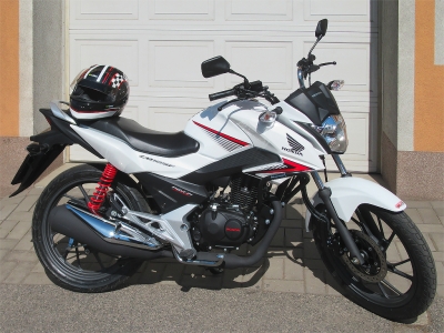Honda CB125 F