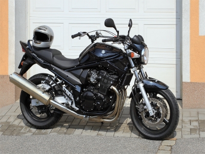 vozidla/th_100-Suzuki_GSF650.jpg